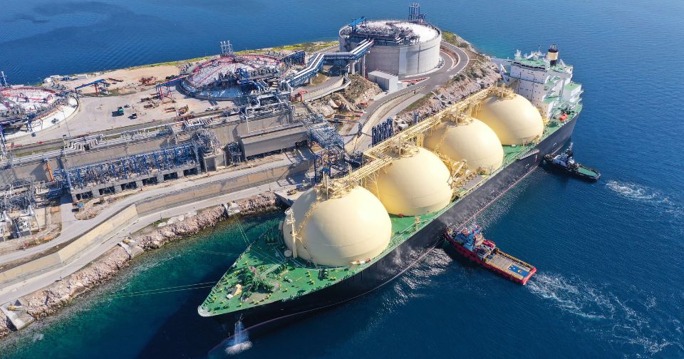 Decarbonisation of ships in 2050